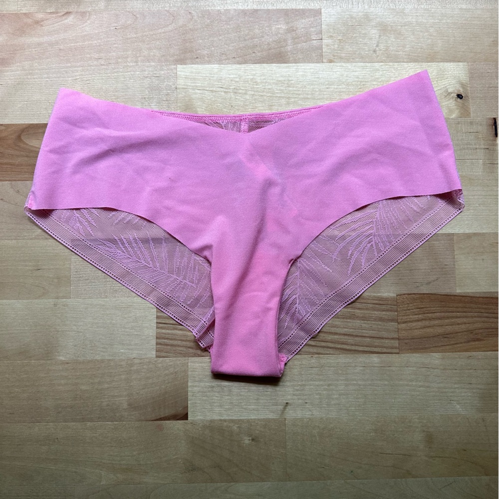 VS | NWT Lace Back Palm Leaf Cheeky Panty | S Pink
